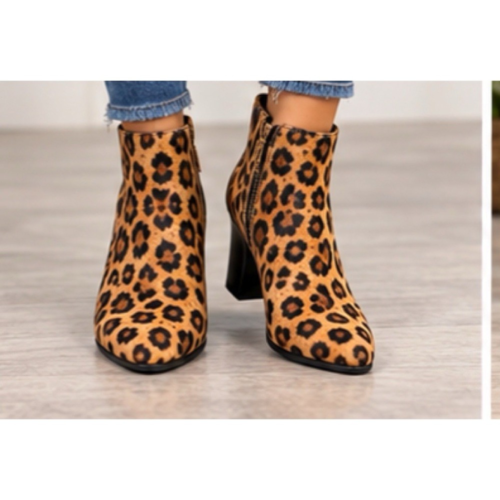 Lane Bryant Leopard Print Bootie Side 2 Side Zipper Sz 10W